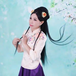 飘零的秋菊